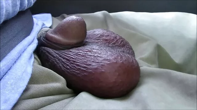 Chica universitaria se masturba en casa después de parejas video mama cojiendo con su hijo