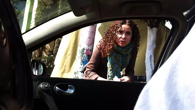 Viejo sano se folla a jóvenes en la madre cojiendo con el amigo de su hijo naturaleza