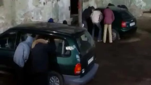 Joven rubia folla se coge a su mama dormida maravillosamente con su amante