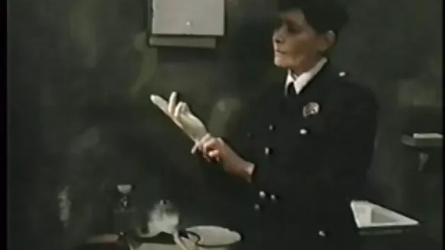 Sexo follo a mi madre dormida en aceite con una belleza lujuriosa